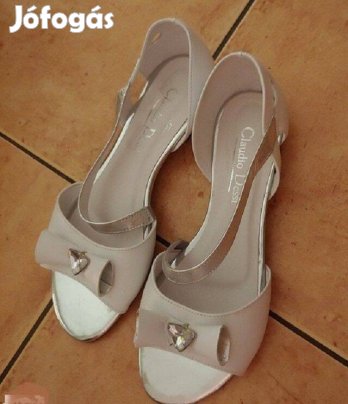Claudio Dessi 39-40-es cipő új dobozos