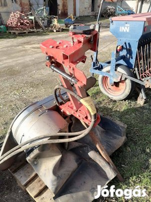 Clemens szőlőlevél leválasztó