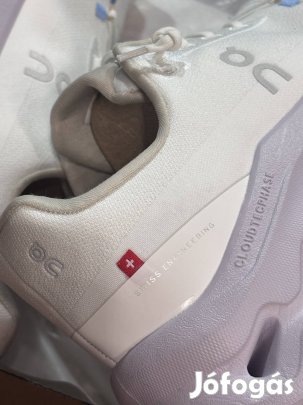 Cloudtilt on 40 futócipő eladó