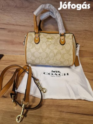 Coach táska porzsákkal
