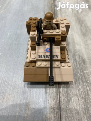 Cobi tank katona figurával (1122)