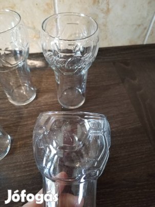 Coca-Colás poharak foci mintával 4 db