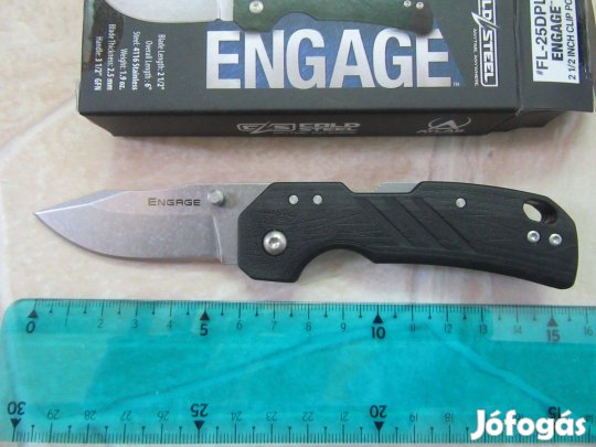 Cold Steel Engage kés bicska
