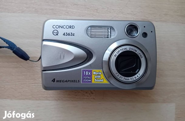 Concord digitális fényképező hordtáskával