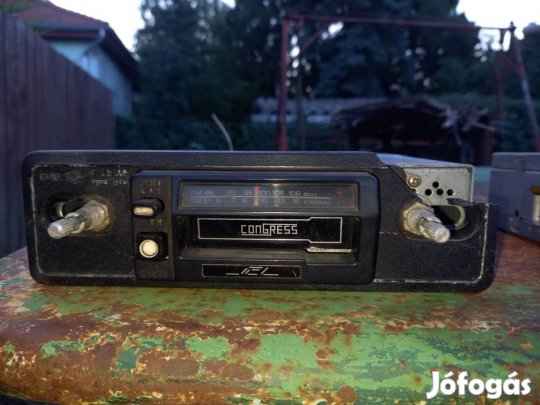 Congress márkájú retro autórádió