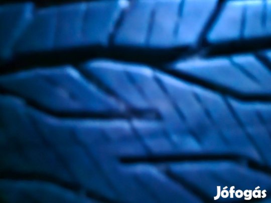 Continental 235/65 R17 Conti Cross Contact LX2 108 H XL gumi