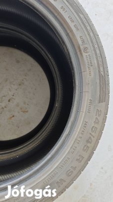 Continental nyári gumik 245 45 R19 