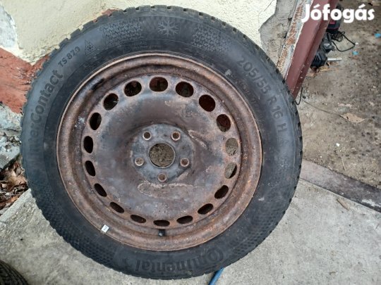 Continental wintercontact 205 55 R16 vw felniken  