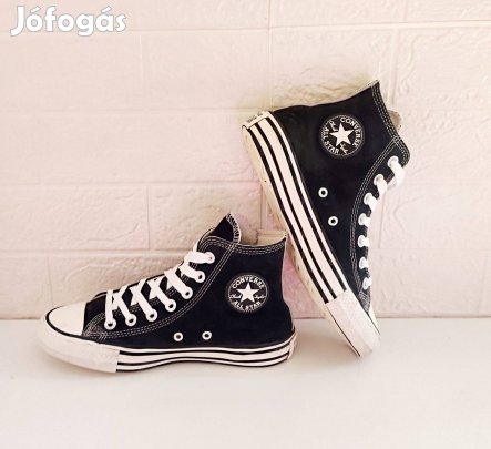 Converse bőr tornacipő 37-37.5-es