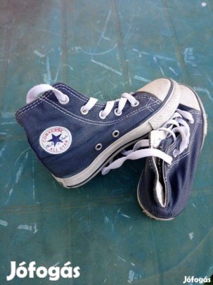 Converse cipő 29 -es újszerű