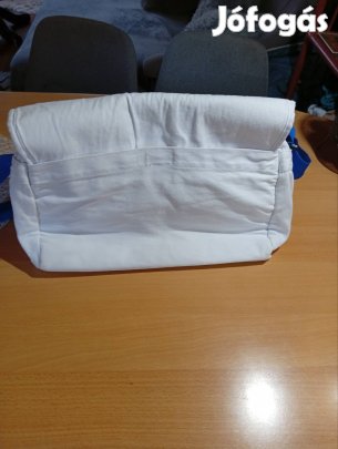 Converse válltáska 