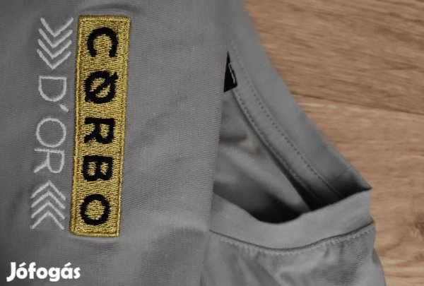 Corbo szuper puha rugalmas férfi póló M
