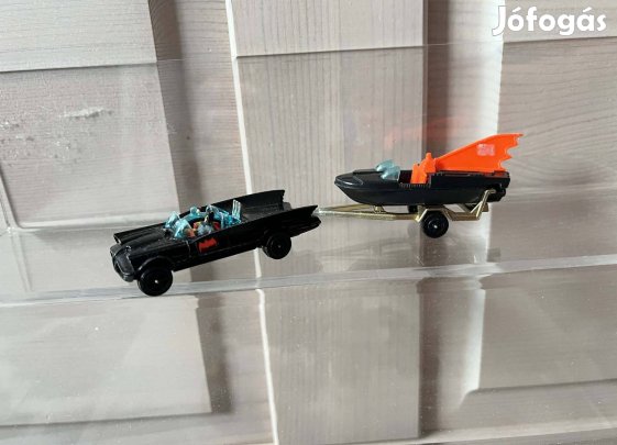 Corgi Batmobile and Batboat 1967