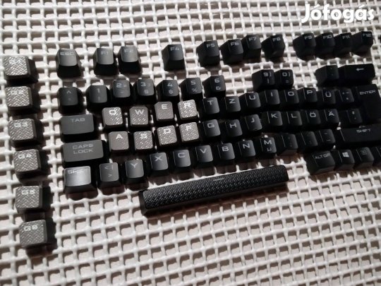 Corsair Gaming K95 RGB Platinum Cherry MX mechanic keycap gombok