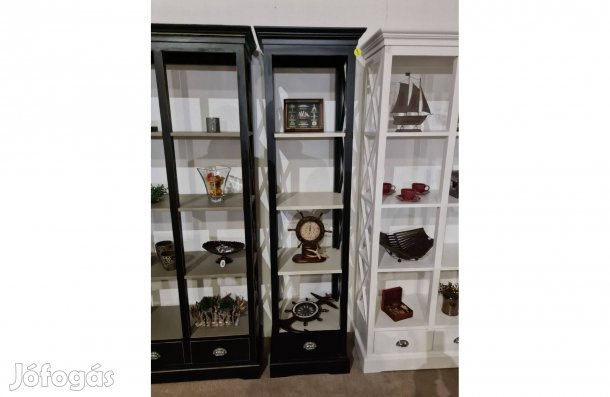 Country stílusú nyitott fenyő szekrény fekete színben