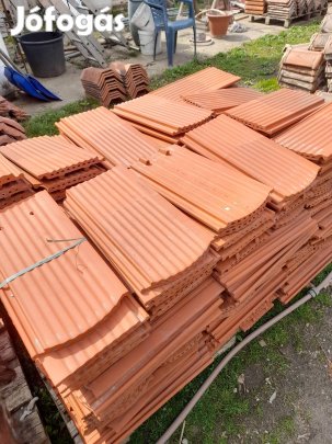 Creaton hortobágy tetőcserép 300db kitűnő állapotban elado.