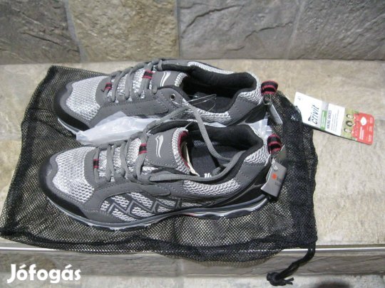Crivit túracipő 41-es méret