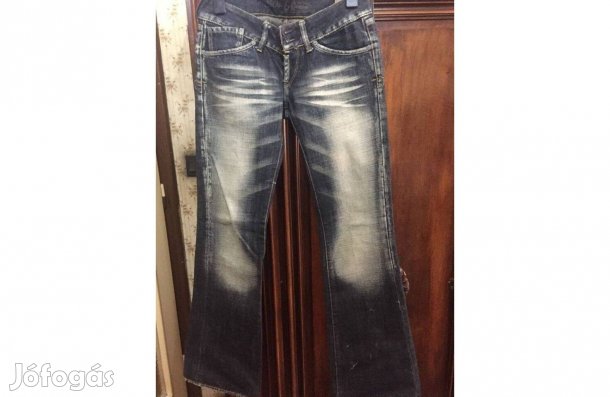 Crocker koptatott farmer