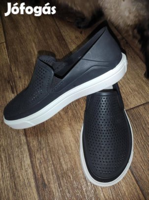Crocs gumi cipő mokaszin - 37 (unisex)