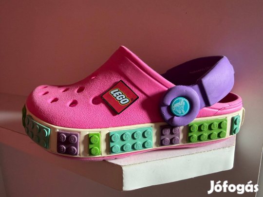 Crocs lego papucs
