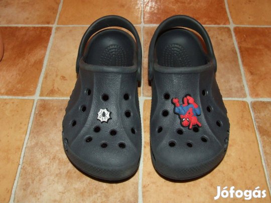Crocs papucs + pókember klipsz 27-28 méret (10-11)