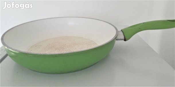 Crofton serpenyő - 29cm