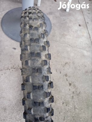 Cross terep motor gumi 