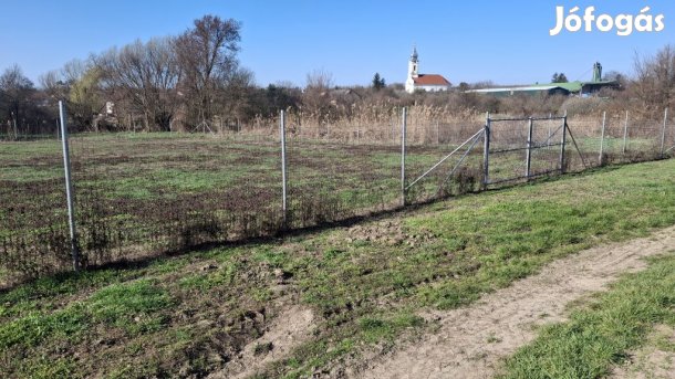 Csajág, Patak közelében, 1000 m2-es, telek