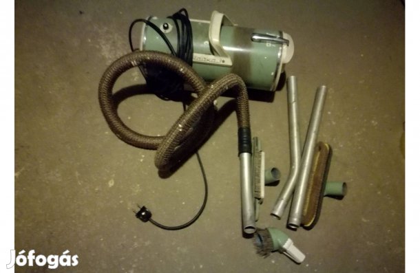 Csajka 3 porzsákos porszívó