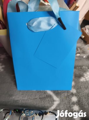 Csajos csomag+ajandék tasak+kar lanc+fülbevaló