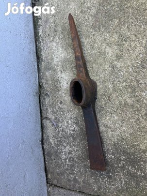 Csákány eladó 