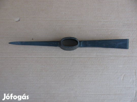 Csákány kovácsolt vas