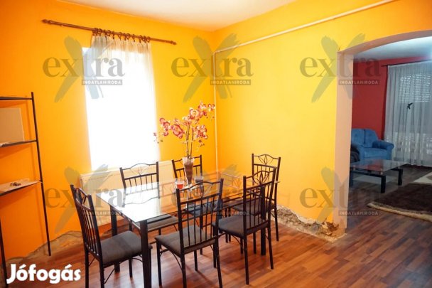 Családi ház Szőregen!