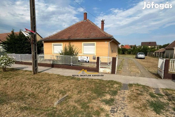 Családi ház, 10 km-re a Balatontól!