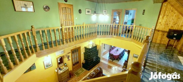 Családi ház, birtok, műhely, cégvásárlási opcióval eladó