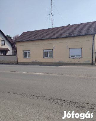 Családi ház akár vállalkozásra is