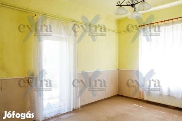 Családi ház eladó Bordány központjában, rendezett nagy telekkel!