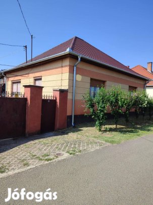 Családi ház eladó Mikepércs - Hajdú-Bihar