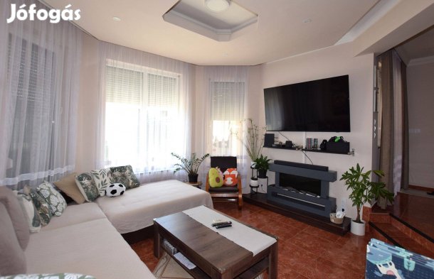 Családi ház eladó Mikepércsen!