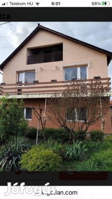 Családi ház két generációnak, falusi turizmusban gondolkodóknakak