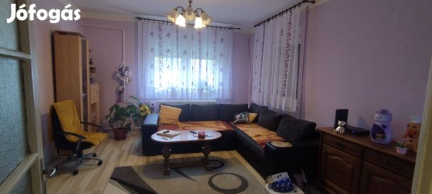 Családi ház sürgősen eladó!