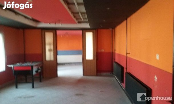 Családi házzá alakítható vendéglátó egység eladó Adorjánházán!