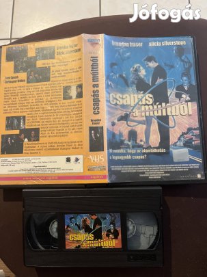 Csapás a múltból vigjáték vhs 