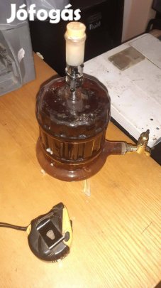 Csapos Boroshordó Díszüveg