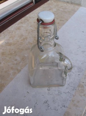 Csatos üveg, likőrös - 0,25 l