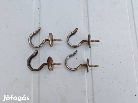 Csavaros kampók, akasztól