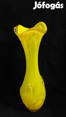 Cseh üveg váza, sárga