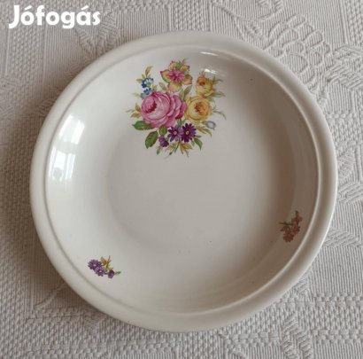 Csehszlovák "Ditmar Urbach" Bájos Virágmintás Fajansz Leveses Tányér