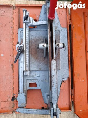 Csempevágó montolit