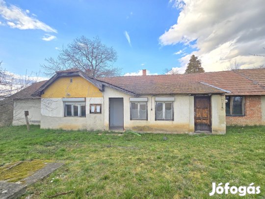 Csendes mellékutca utolsó háza Zalatárnok